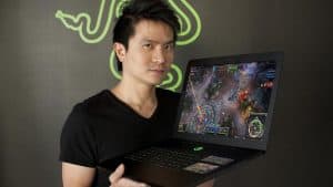 Alienware 17 vs Razer Blade Pro 17 Gaming Laptop Specs Comparison 35