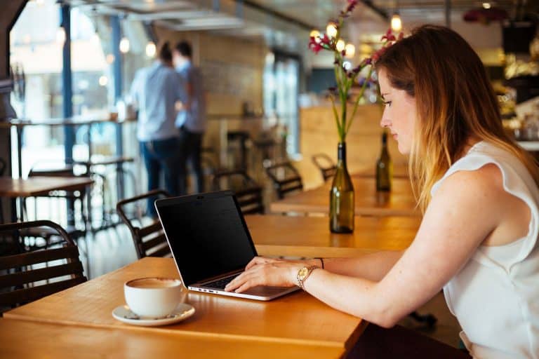 9 Best Monitors for MacBook Pro in 2025