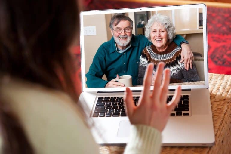 15 Best Laptop For Seniors in 2025