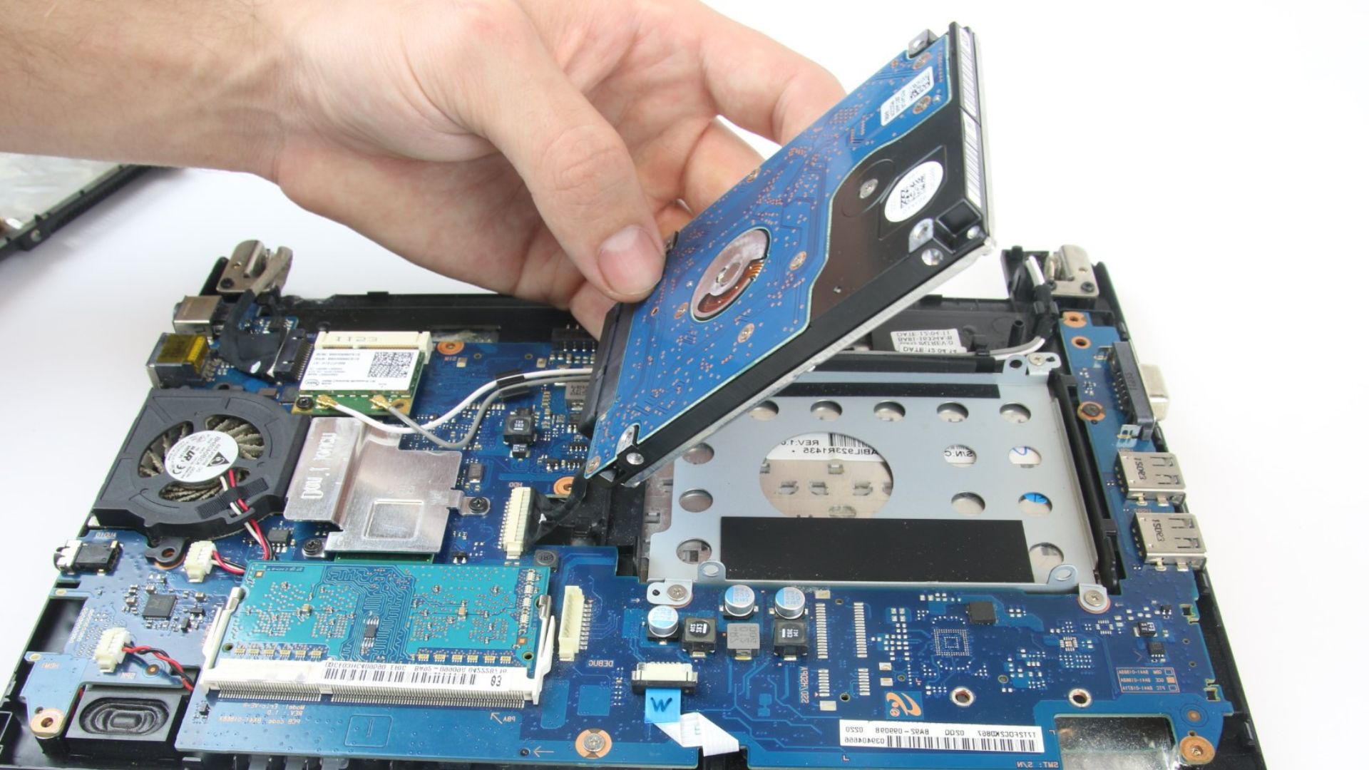 New Hard Drive Not Showing Up? Here Are 5 Troubleshooting Tips to Try 1 New Hard Drive Not Showing Up